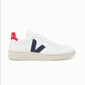 Veja V-10 leather extra-white Nautico!